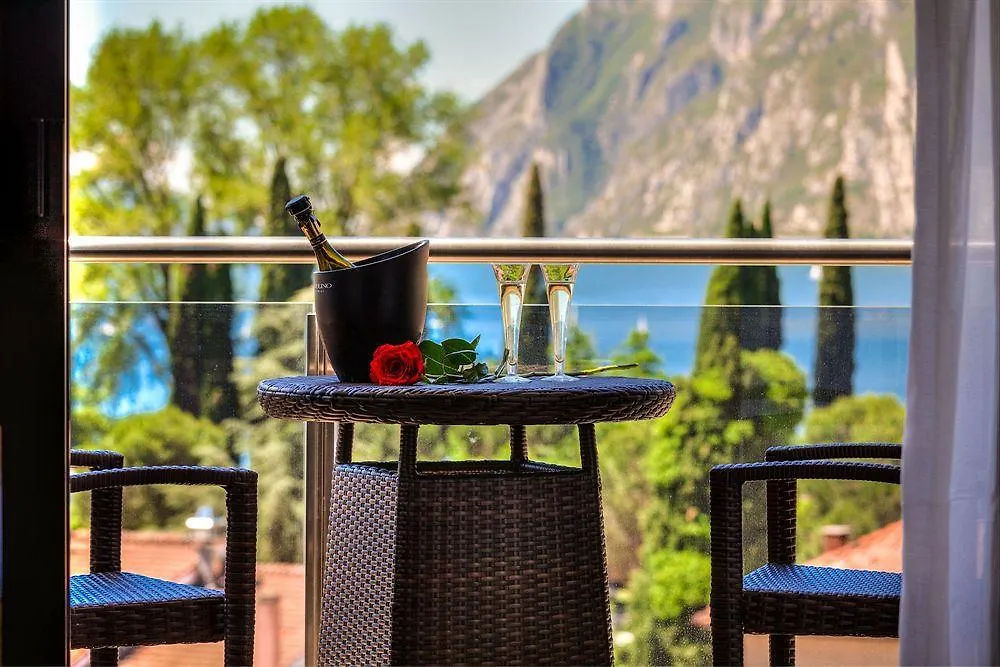 Bristol Hotel Riva Del Garda Italy