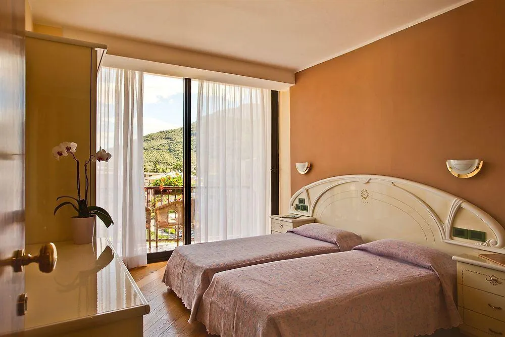 Bristol Hotel Riva Del Garda