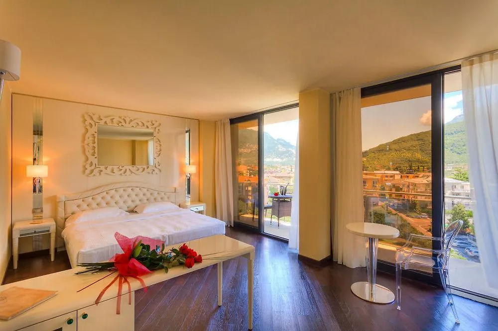 Bristol Hotel Riva Del Garda Italy