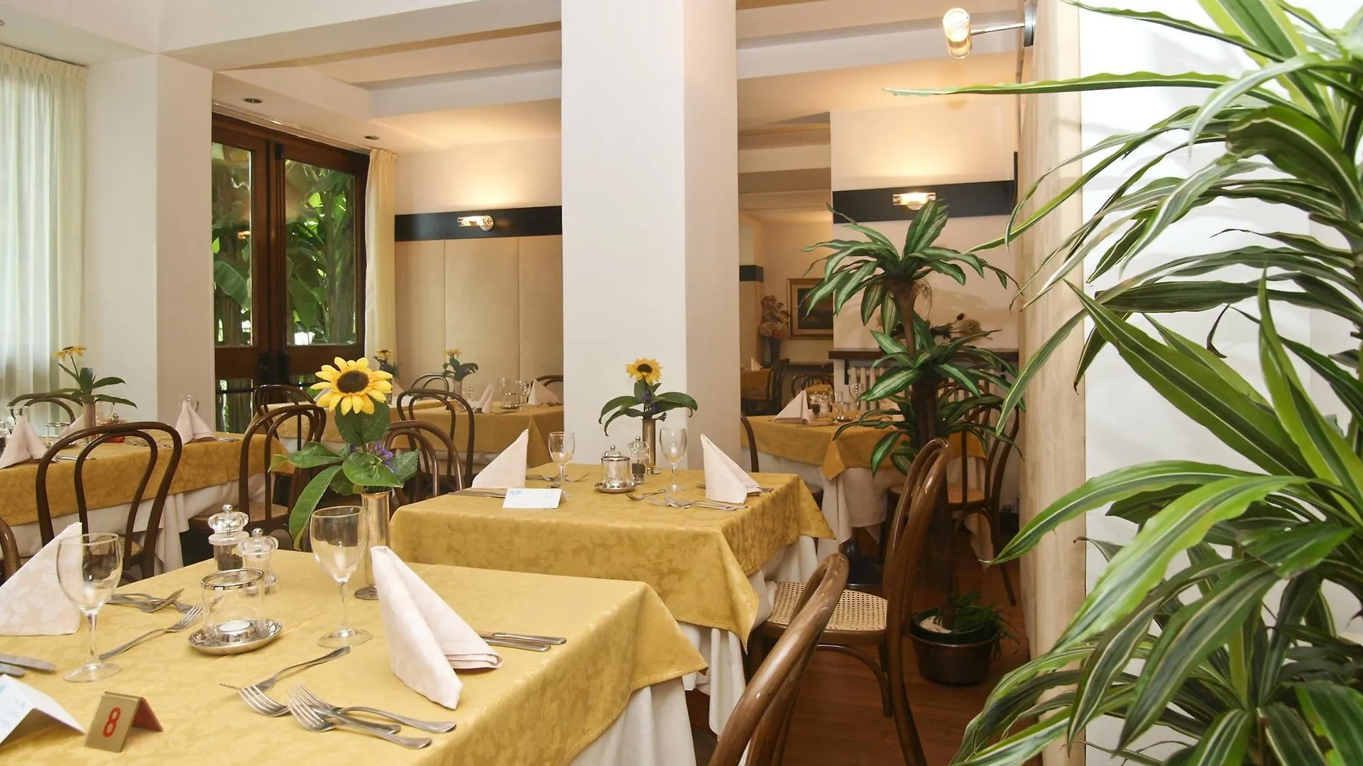 Bristol Hotel Riva Del Garda