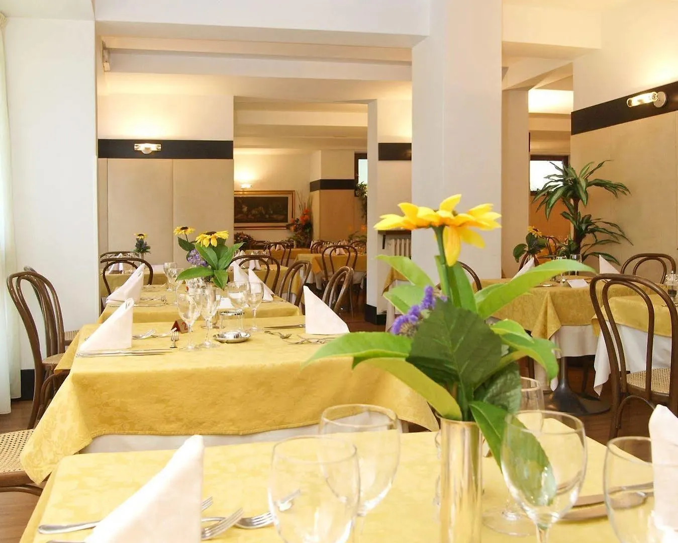 Bristol Hotel Riva Del Garda 3*,