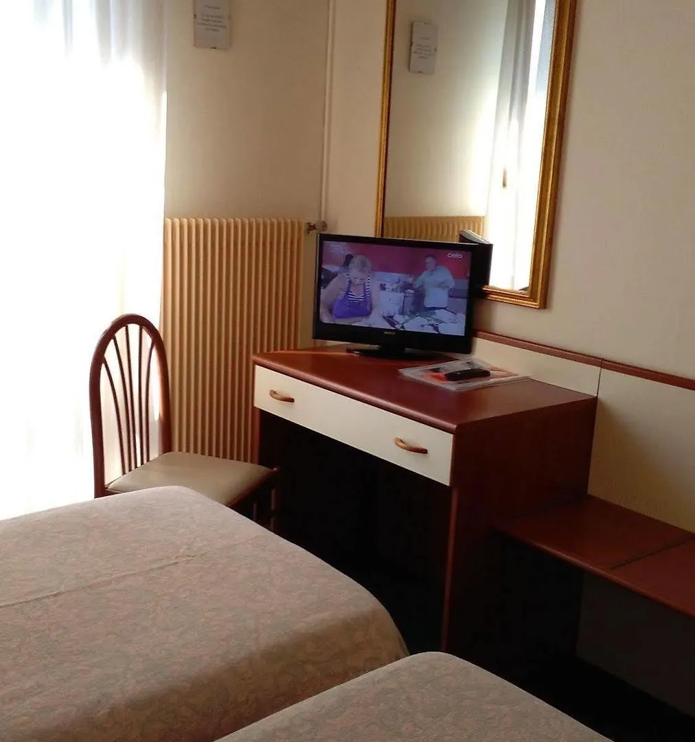 ***  Bristol Hotel Riva Del Garda Italy