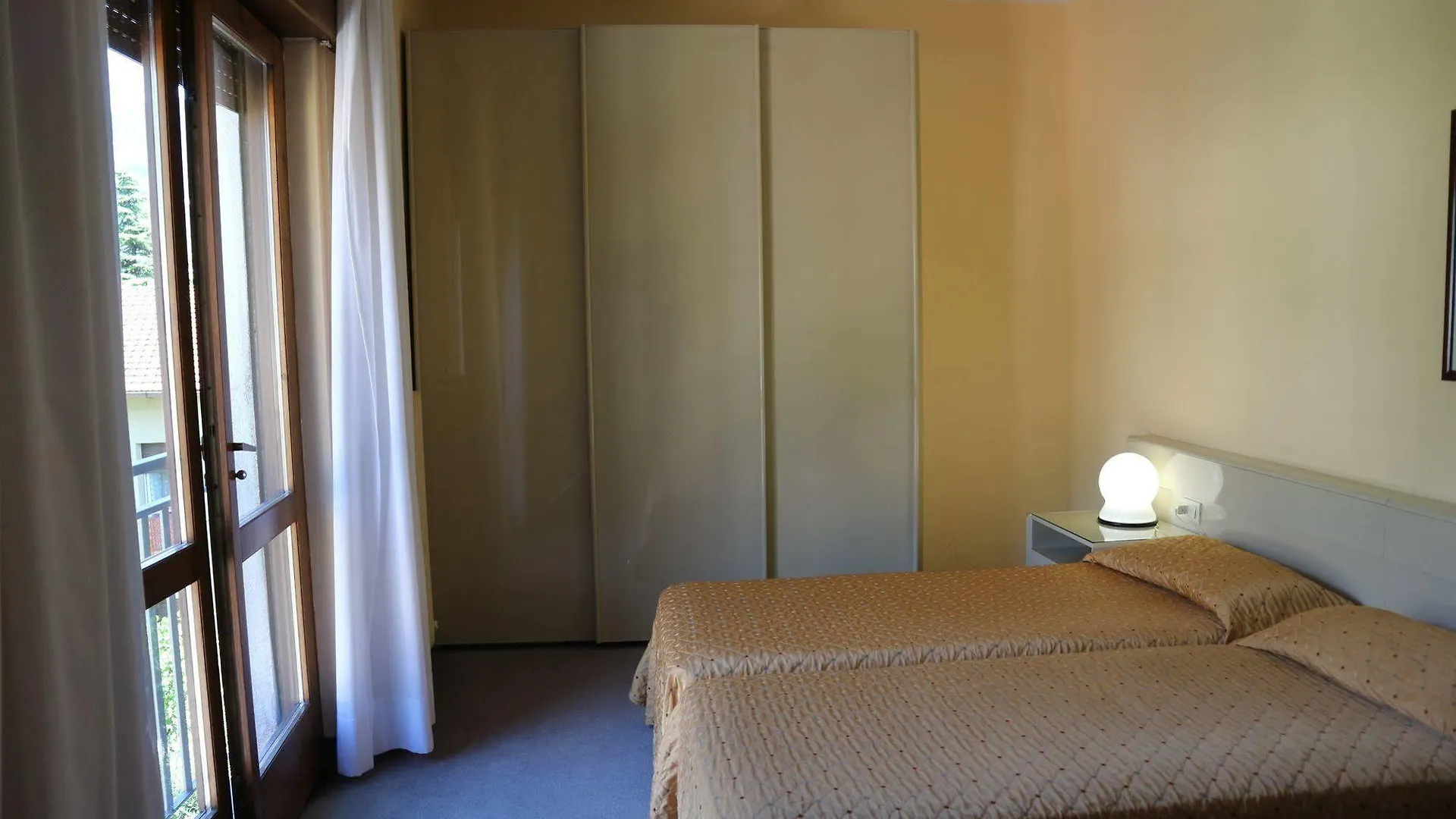 Bristol Hotel Riva Del Garda 3*,